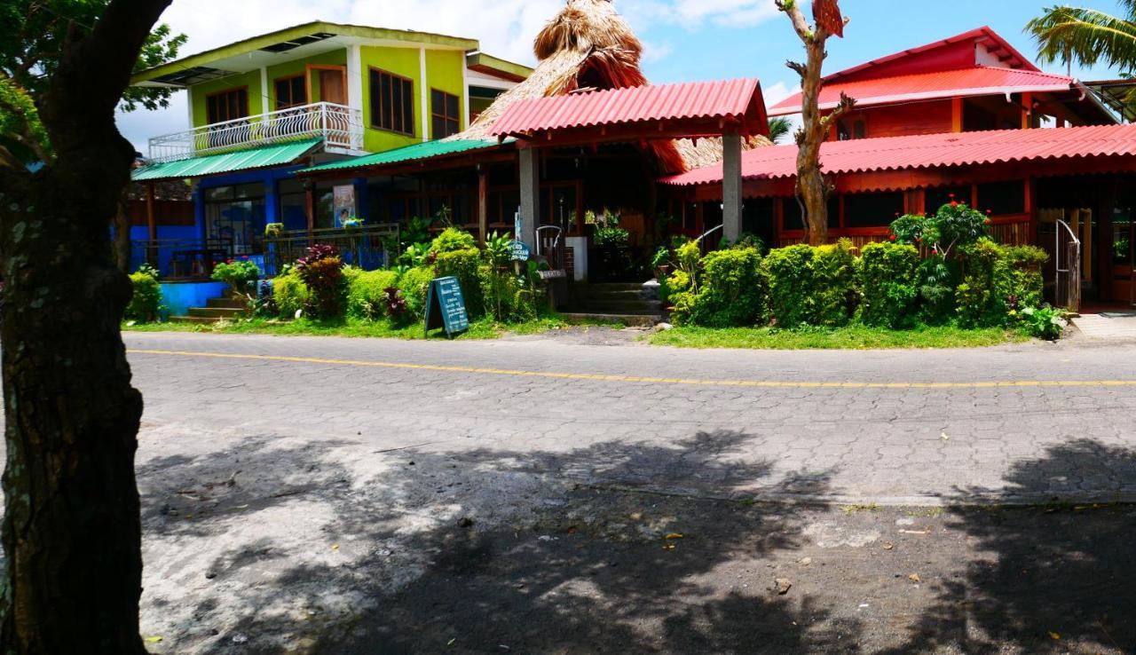 Hotel Restaurante Los Cocos Santa Cruz Eksteriør billede