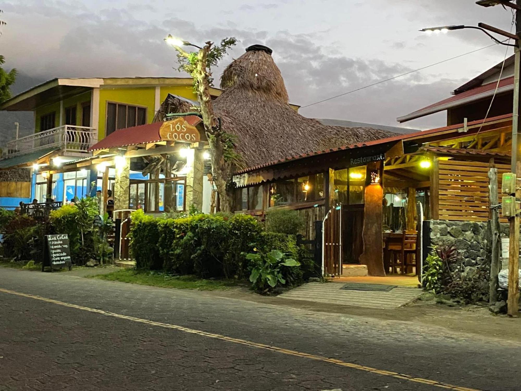 Hotel Restaurante Los Cocos Santa Cruz Eksteriør billede